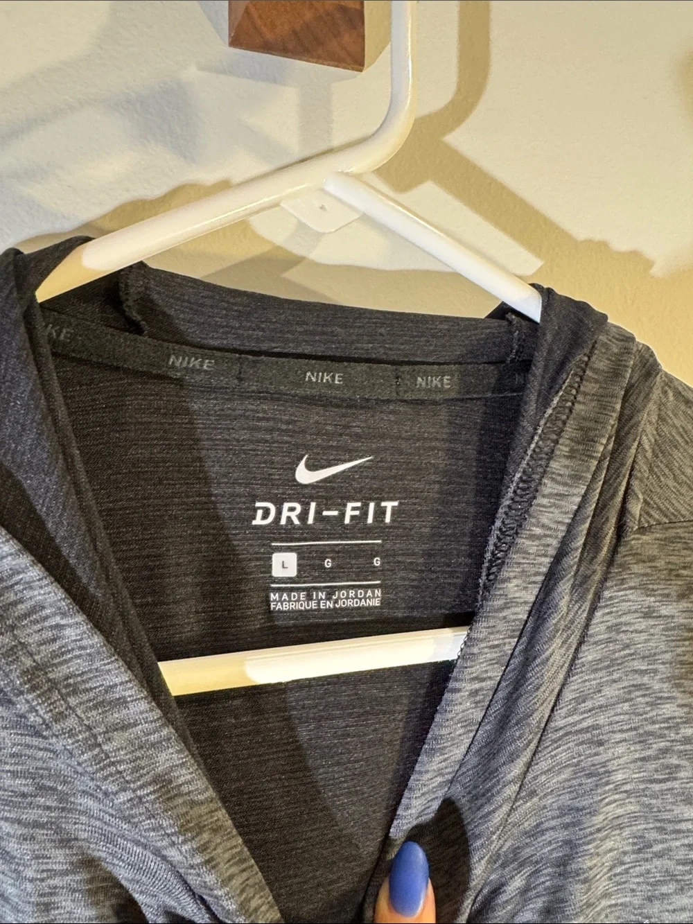 Nike Men's Long Sleeve Hooded Performance Tee - Dark Gray